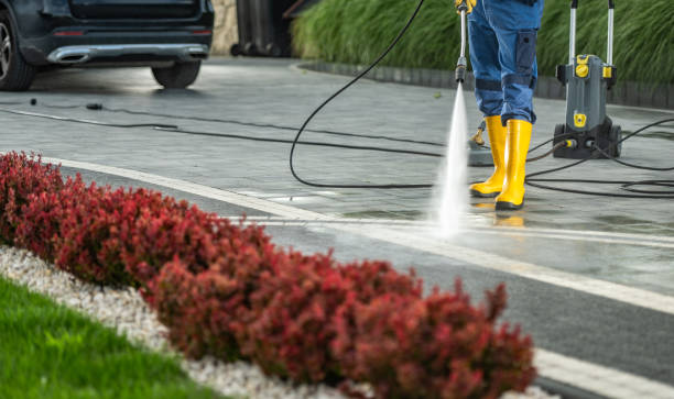 Best Commercial Pressure Washing  in Belmont, WI